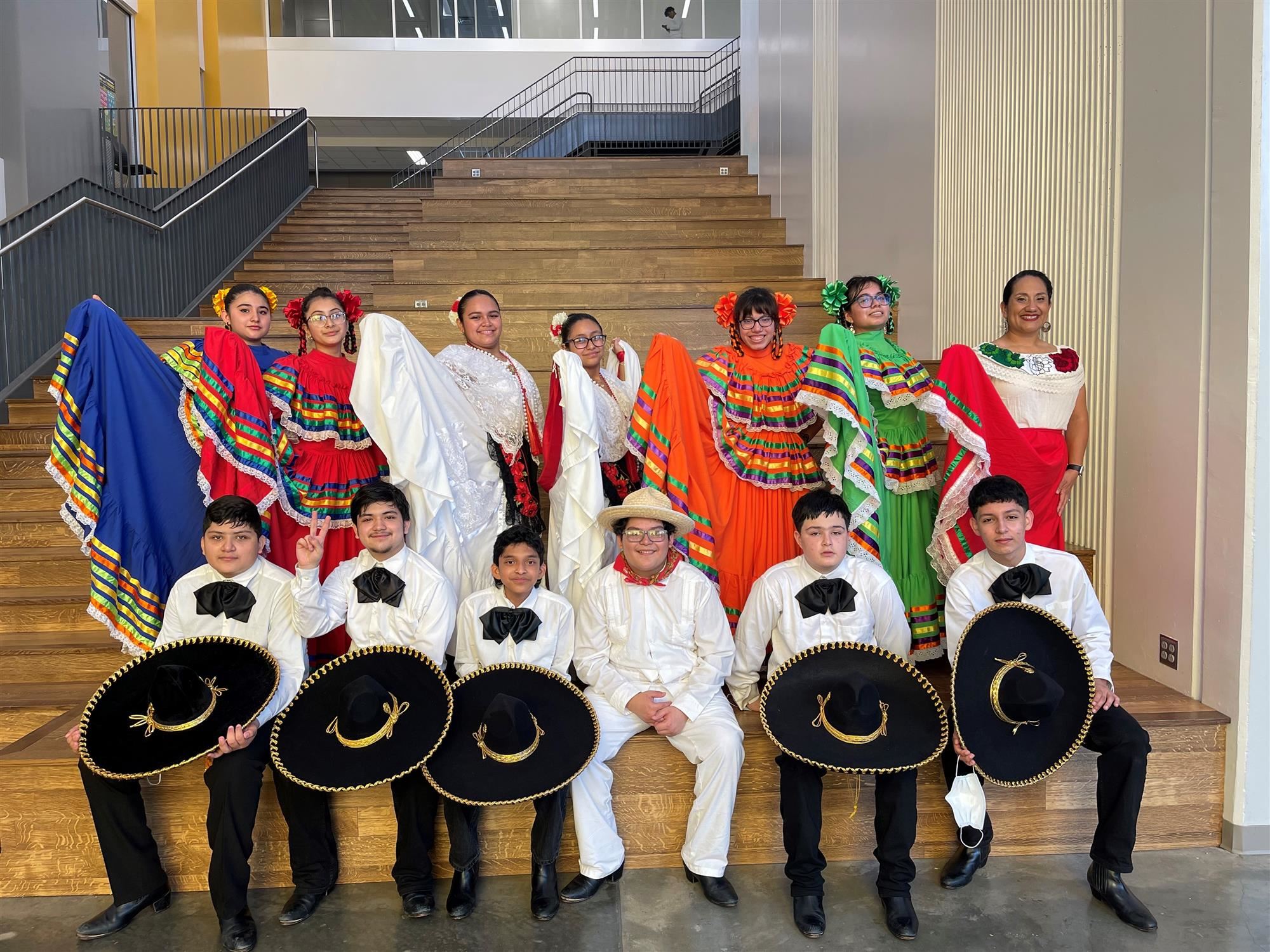 Las Aguilas de Oro